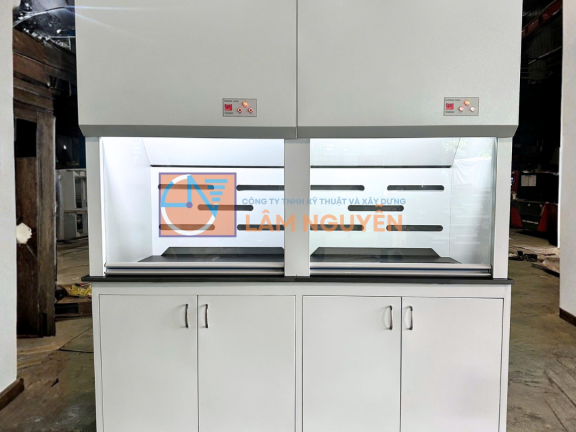 Cấu Tạo Và Vị Trí Lắp Đặt Tủ Hút Khí Độc Lâm Nguyễn: Giải Pháp Bảo Vệ Phòng Thí Nghiệm Tiêu Chuẩn Quốc Tế