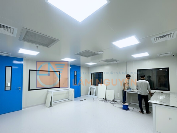 Lâm Nguyễn Hoàn Thành Dự Án Thi Công Tổ Hợp Phòng Thí Nghiệm One Lab Tiêu Chuẩn Quốc Tế Tại Hà Nội