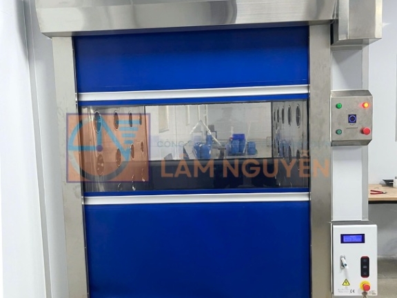 Bứt Phá Tiêu Chuẩn Phòng Sạch Với Air Shower Cửa Trượt Tự Động: Tối Ưu Diện Tích, Tăng Tốc Vận Hành