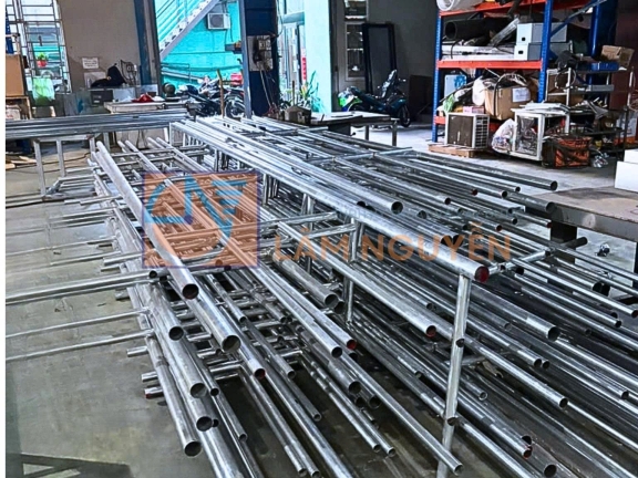 Dịch Vụ Gia Công Inox Theo Yêu Cầu Cho Doanh Nghiệp - Công Ty Kỹ Thuật & Xây Dựng Lâm Nguyễn